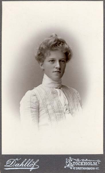 Ida Erika Henrietta Carlson 1903 - Alfred Json Dahllöf - Stockholm - 23A - Grosshandlaren