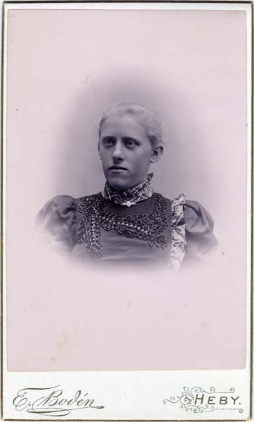 Bernhardina Elisabet Pettersson ca 1900 - Eric Bodén - Heby - 5A - Grosshandlaren